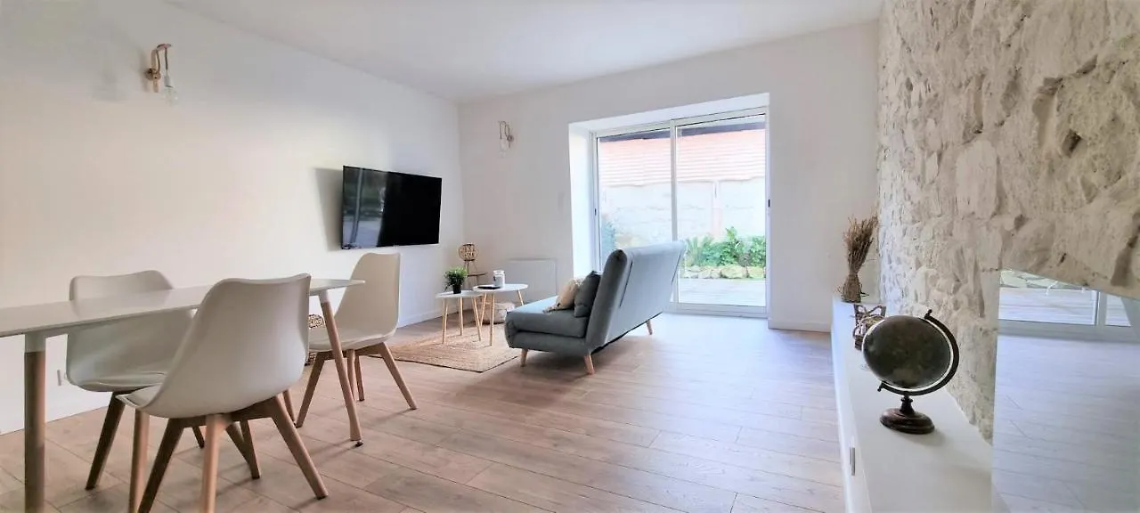 Appartement Le P'tit Bohème, Terrasse privative. à Lanester France